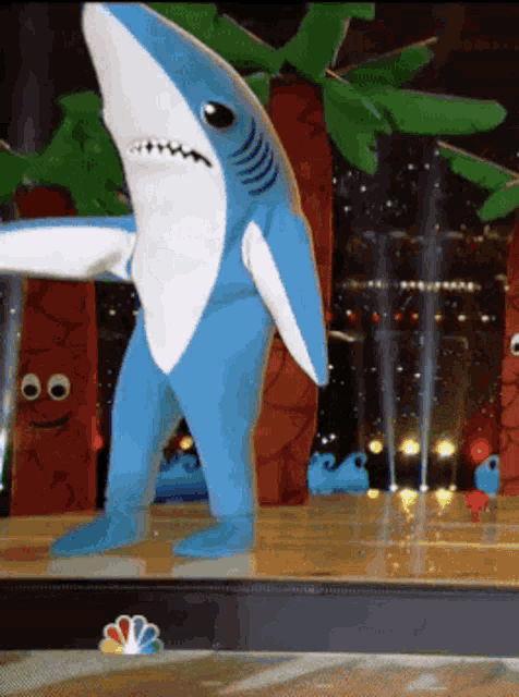 Left Shark Dancing